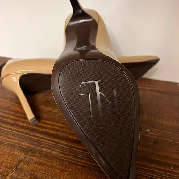 Ralph Lauren Classic Beige Heels - Picture 4 of 4